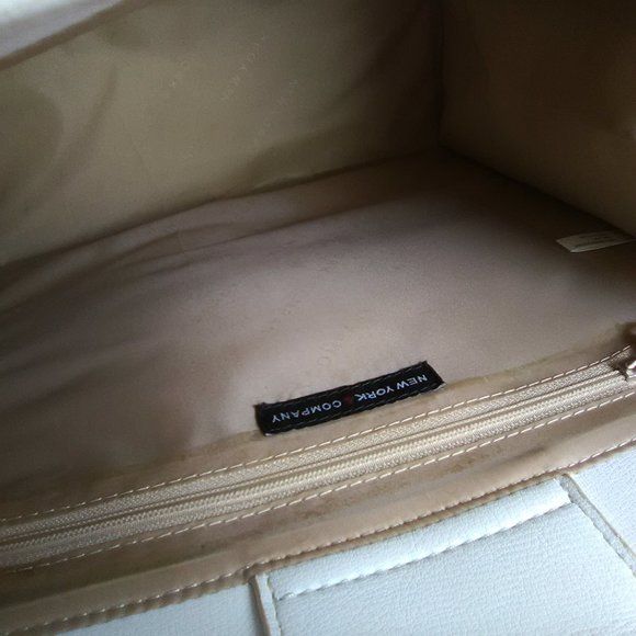 New York Jones & Company Color White/Gold /Shoulder /Hand Bag - Picture 4 of 14